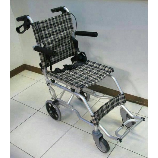 Kursi Roda Travelling Gea Kualitas Terbaik