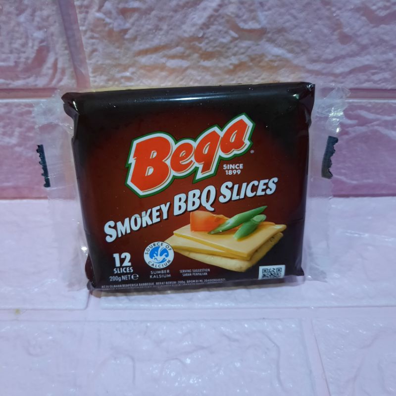 

Bega Keju Slices Smokey Barbeque Cheese Isi 12 Slices 200 Gr