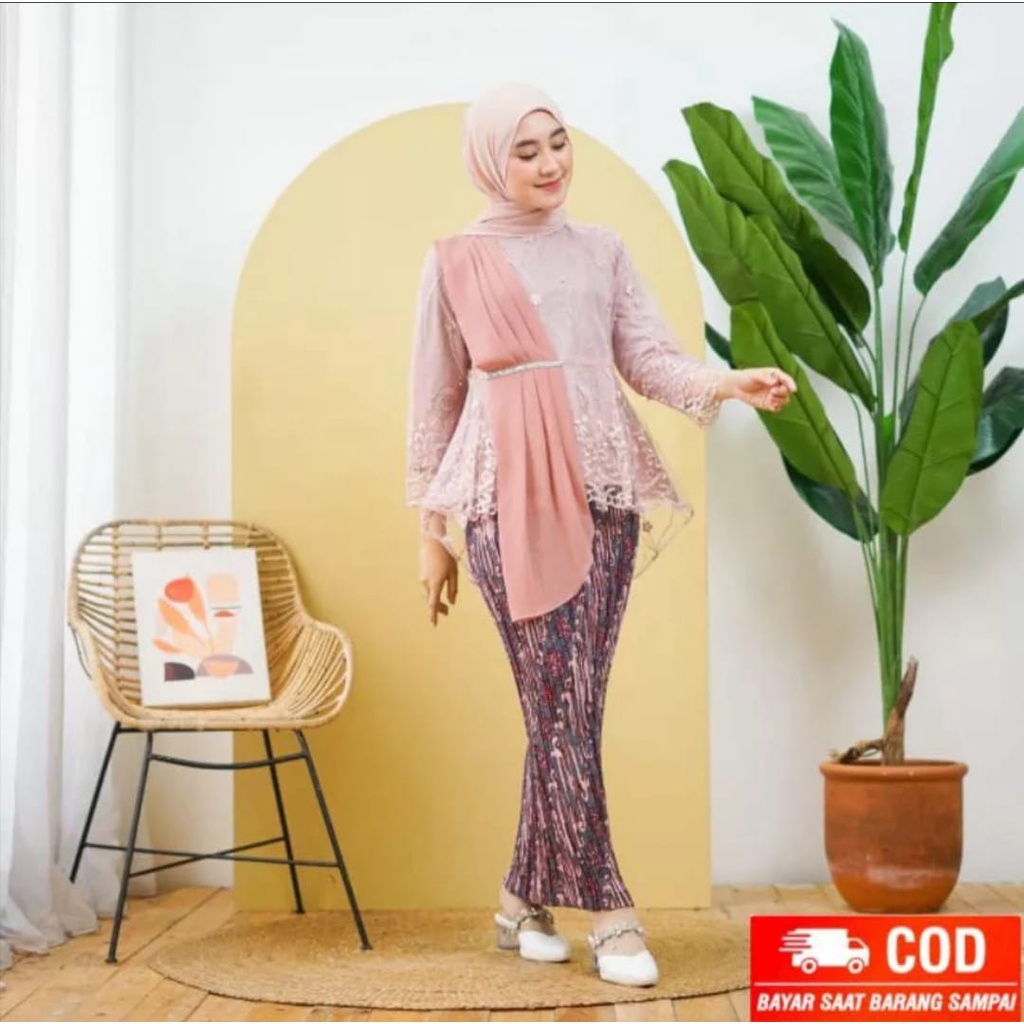 Set Tunik Aurora Selendang Modern 2022//Setelan TunikTille Selendang dan Rok Plisket//Baju Lebaran/baju wisuda termurah/set Tunik Slendang termurah/pakaian wanita/baju kebaya selendang/kebaya anak muda termurah/pakaian tradisional/set kebaya brokat tille