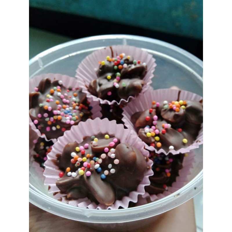 

Kue Coklat Kacang Kemasan mini