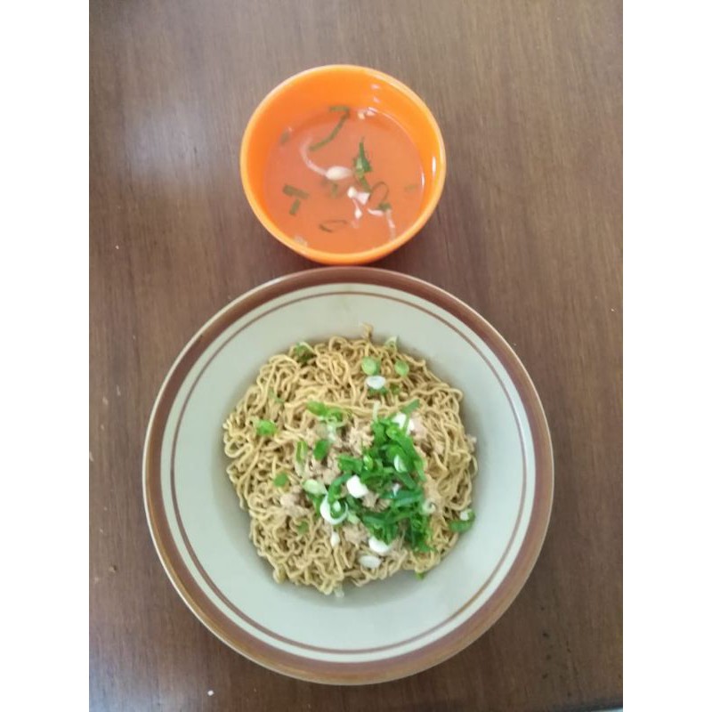 

Mie Ayam (HALAL)