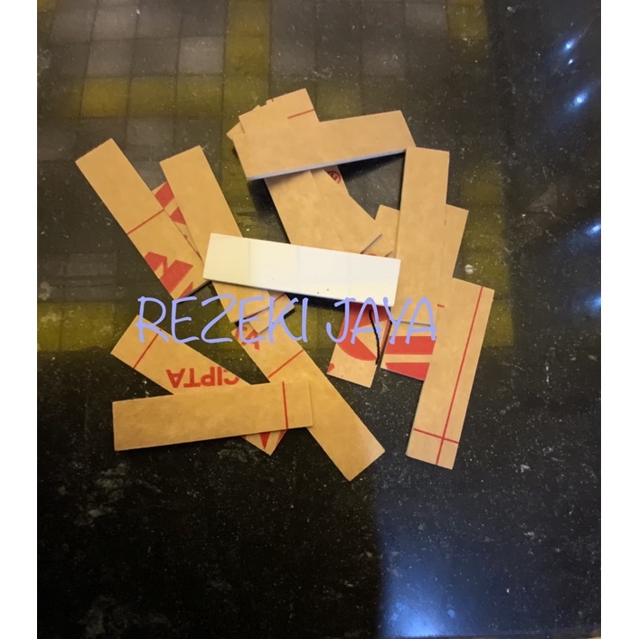 

Akrilik Name Tag / Bahan Papan Nama Dada Akrilik Acrylic Putih Solid 2cm x 8cm Tebal 2mm