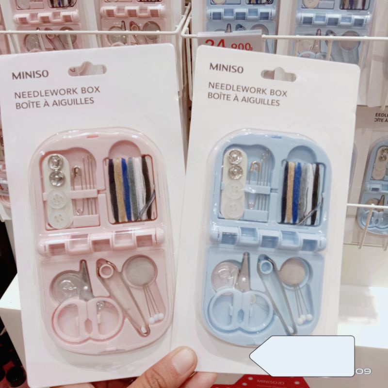 MINISO PORTABLE NEEDLEWORK BOX/SATU SET ALAT JAHIT/SEWING BOX