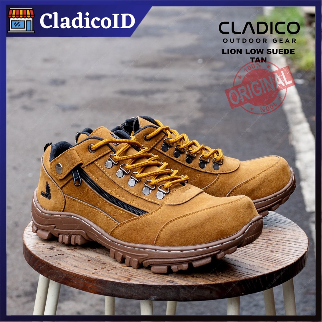 Lion Low Cladico Sepatu Safety Boot Pendek Ujung Besi Bahan Suede Premium Dengan Resleting Kerja Proyek Lapangan Outdoor Berkendara Sefty Shoes Cowok Model Keren