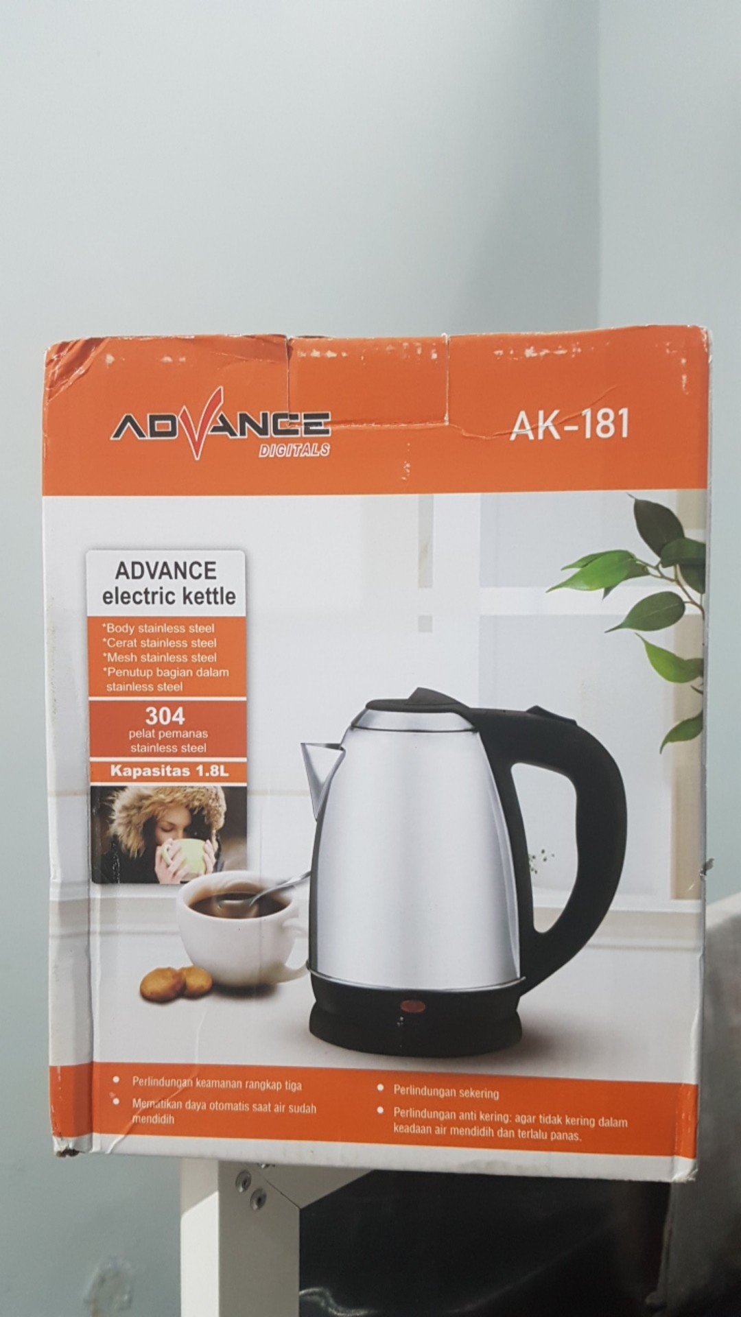 Kettle Listrik Teko Listrik Advance Ak 181 Ak181 Kapasitas 1,8 Liter