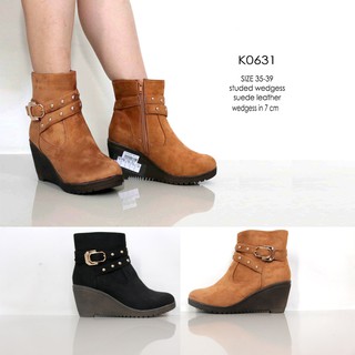 casual wedge booties