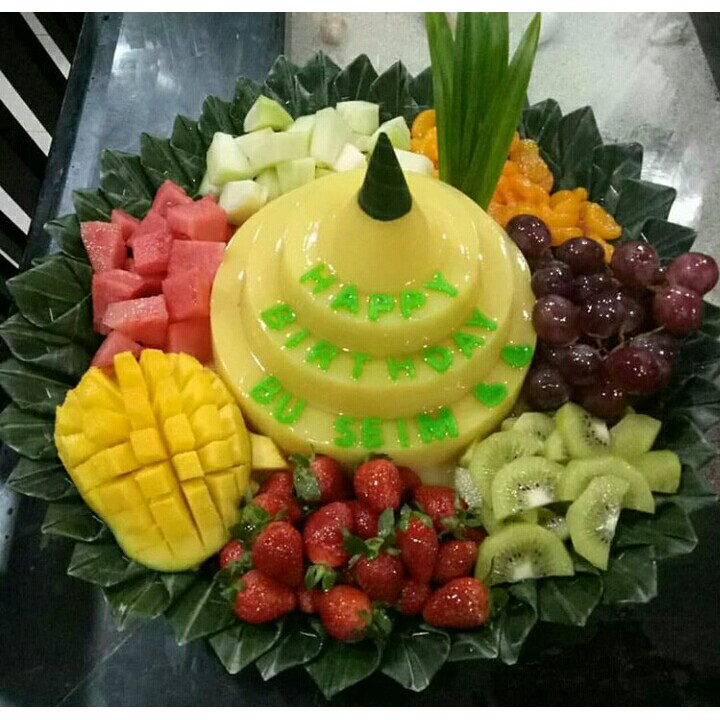 

PUDING ULTAH TUMPENG CREAM MARGARIN FULL BUAH