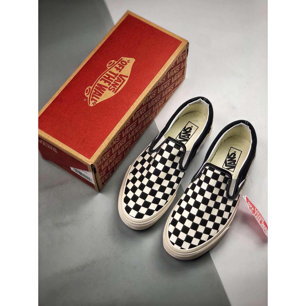  Gambar  sepatu  Gambar  Sepatu  Vans  Warna  Hitam Putih