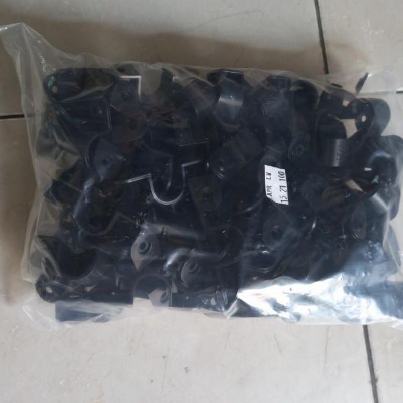 Klem Pipa 20mm Merk Boss Satuan /Klem Kabel Warna Hitam Satuan