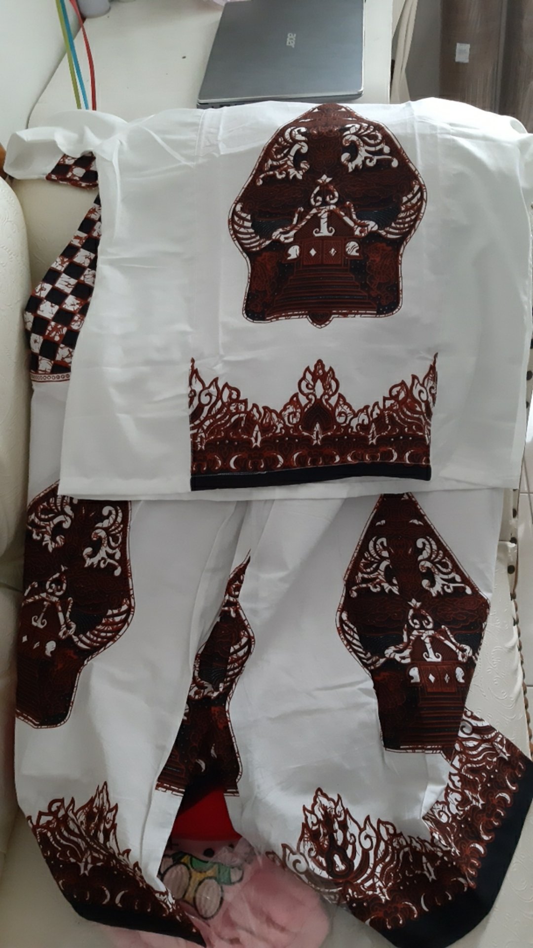 Setelan Batik Solo Cantik Set Kulot Batik Dasar Putih Anggun Batik Modern Formal Wanita Ori