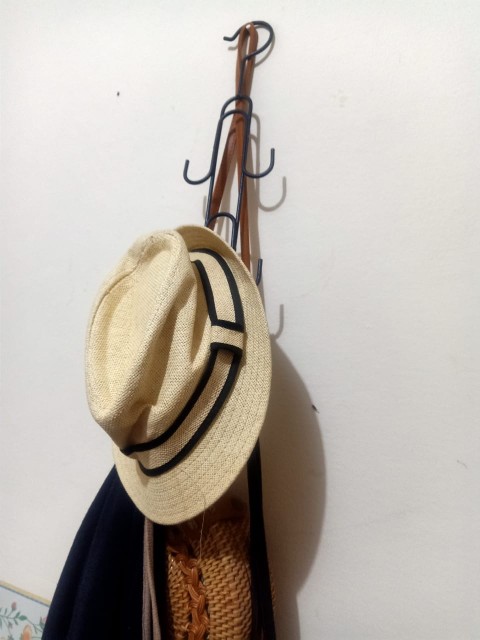 Gantungan Tas Hanger Multifungsi