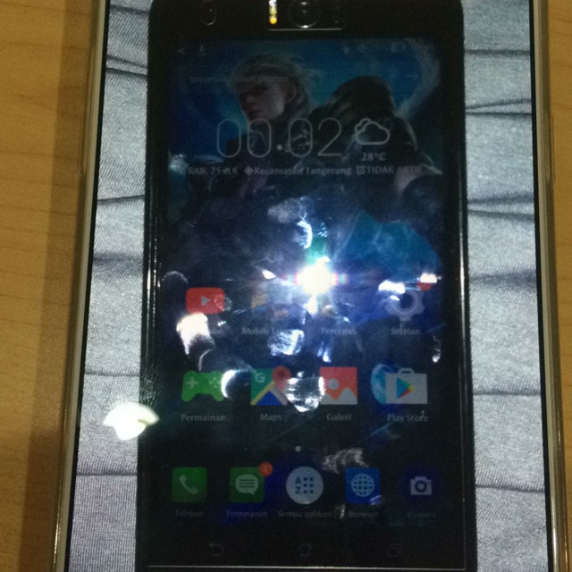 Asus Zenfone selfie 3/16 second