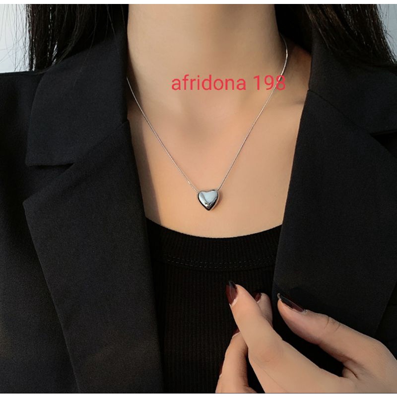 Kalung Titanium Wanita import Korea Motif Terbaru/Anti karat/Liontin Permata Love/Accesories fashion