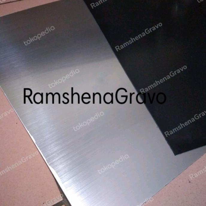 

Office & Stationery | Document Organizer | Gravoply Silver Hairline / Bahan Name Tag /40Cm X 60Cm Tebal 1.5Mm | Best Seller