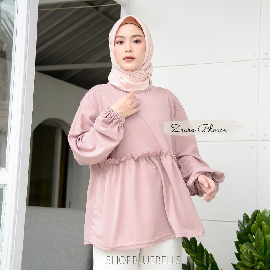 Zoura Ruffle Blouse - Atasan rempel lengan balon