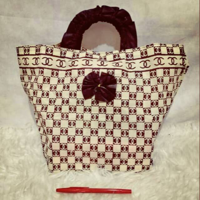 

MarMon Tas renda 22x22 motif CC GG souvenir wedding