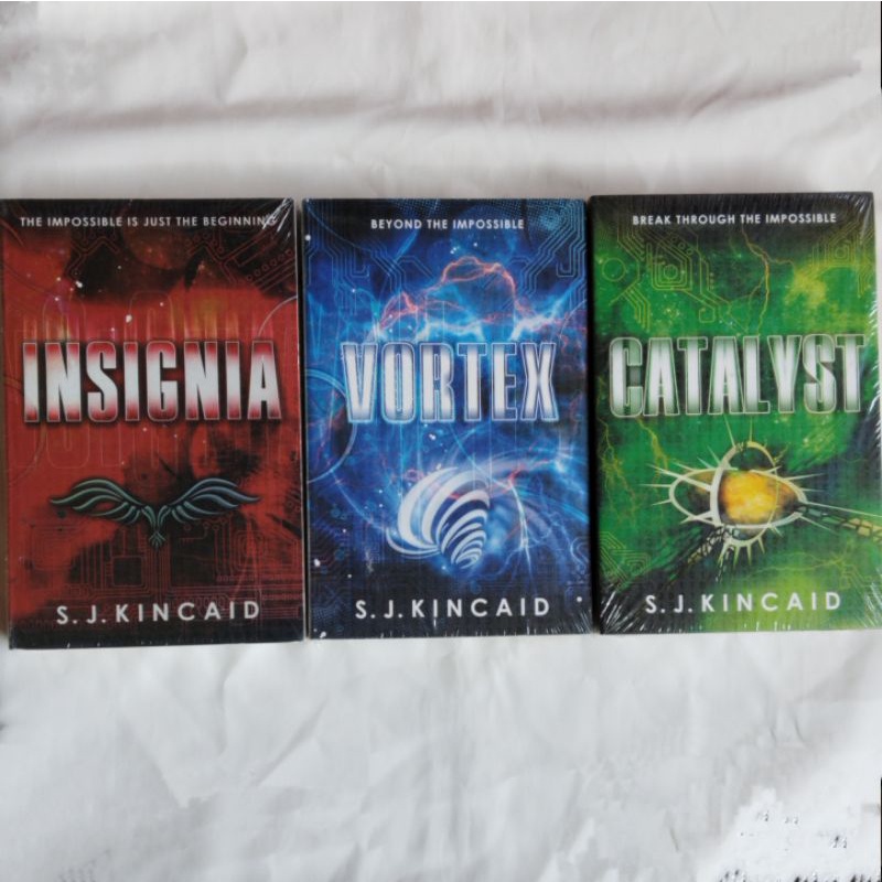 Set Insignia Vortex Catalyst S. J. Kincaid [ Novel Original English Paperback ]