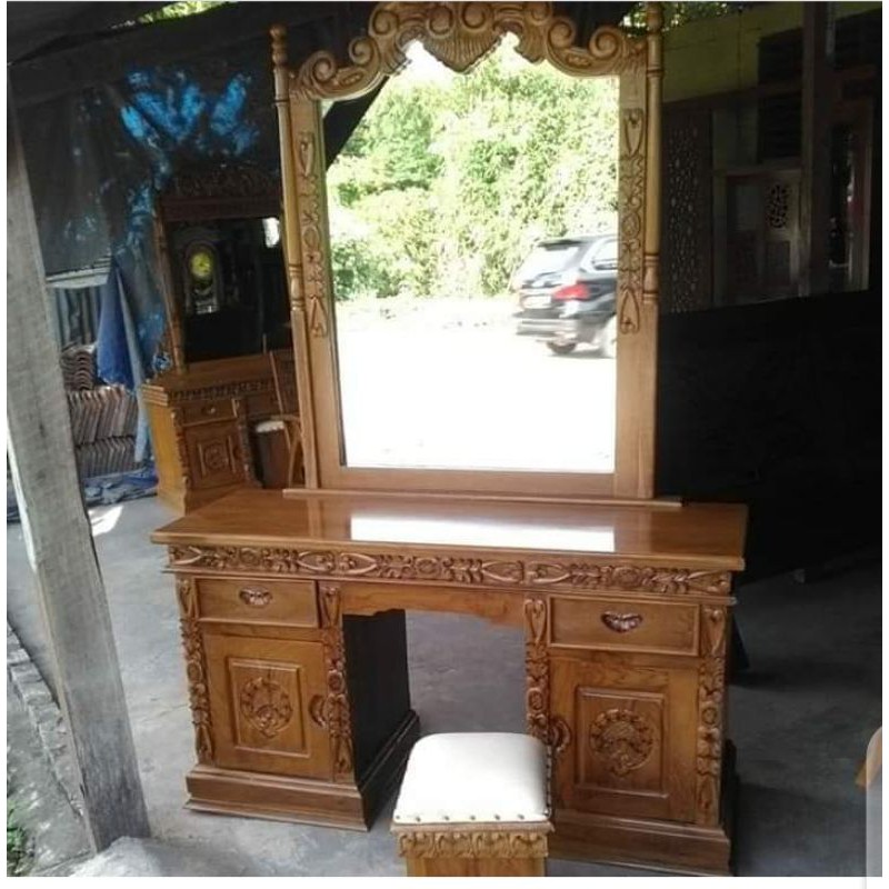 tolet kayu jati/tolet cinta kayu jati/meja rias kayu jati/meja rias cinta kayu jati
