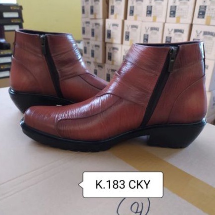 Sepatu kulit pria PDH boots polri TNI security guard PNS sepatu kerja formal tampil lebih keren