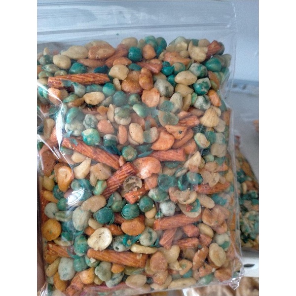 

KACANG CAMPUR/KACANG MIX/SNACK KACANG/KACANG CAMPUR ENAK/KACANG CAMPUR FAVOURITE