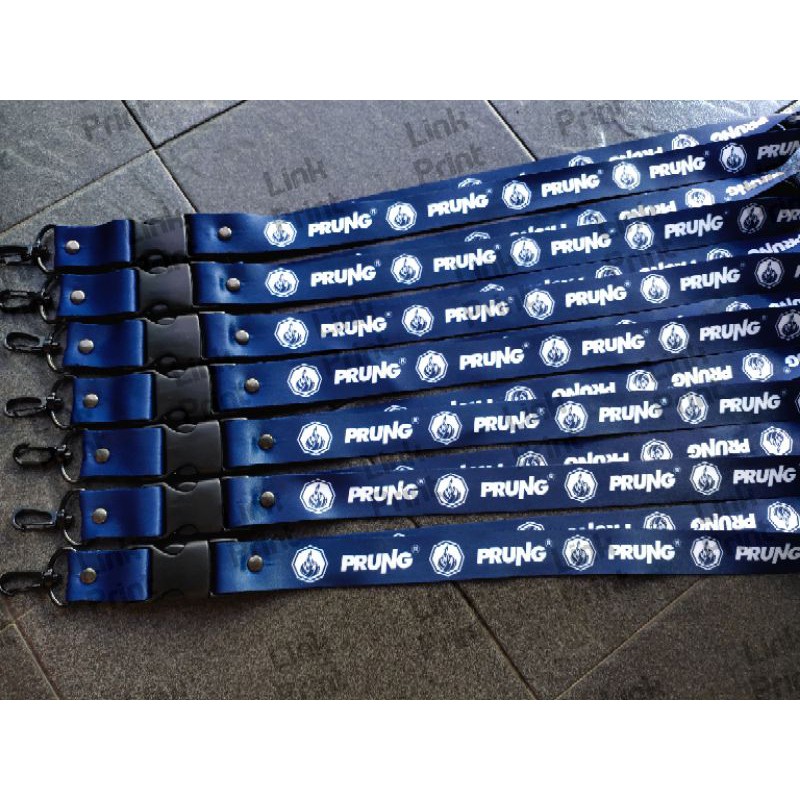 

GANTUNGAN LANYARD (TALI ID CARD) PRINT DUA SISI FULL COLOR LEBAR 2,5 CM + STOPER KAIT