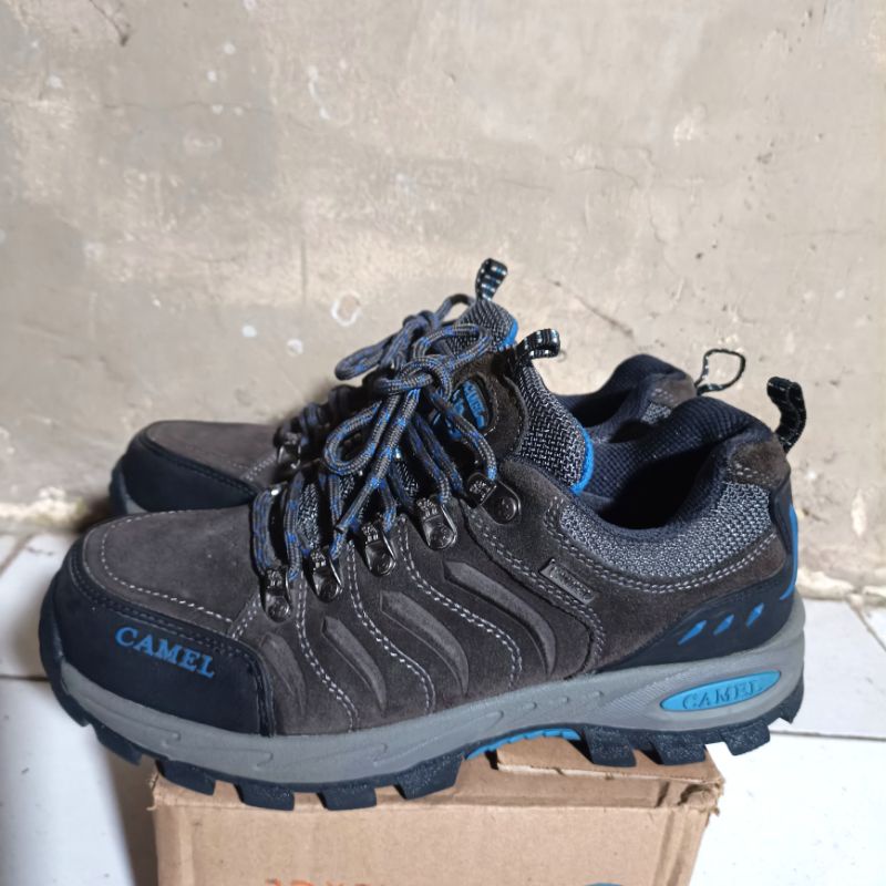 Jual Sepatu Camel Hiking Outdoor Original Second | Shopee Indonesia