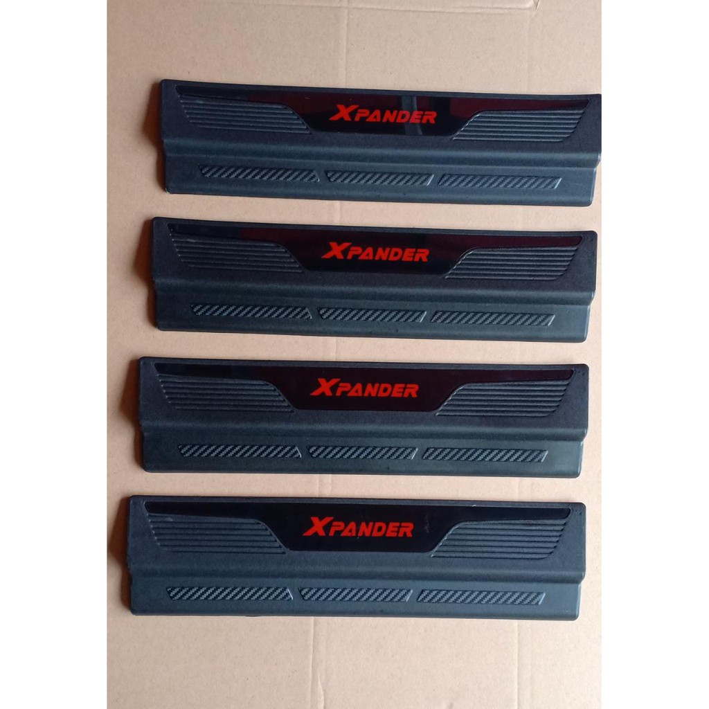 XPSSTL - Sill plate samping xpander Side Scuff Plate Mitsubishi Xpander Sill Plate Samping Xpander