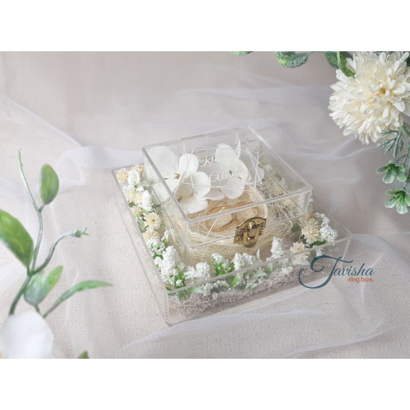 Box Cincin Akrilik / Exclusive Ringbox / Tempat Cincin Akrilik