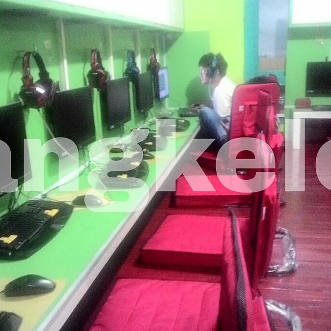 KURSI LESEHAN WARNET/RENTAL PS/RED SERIES