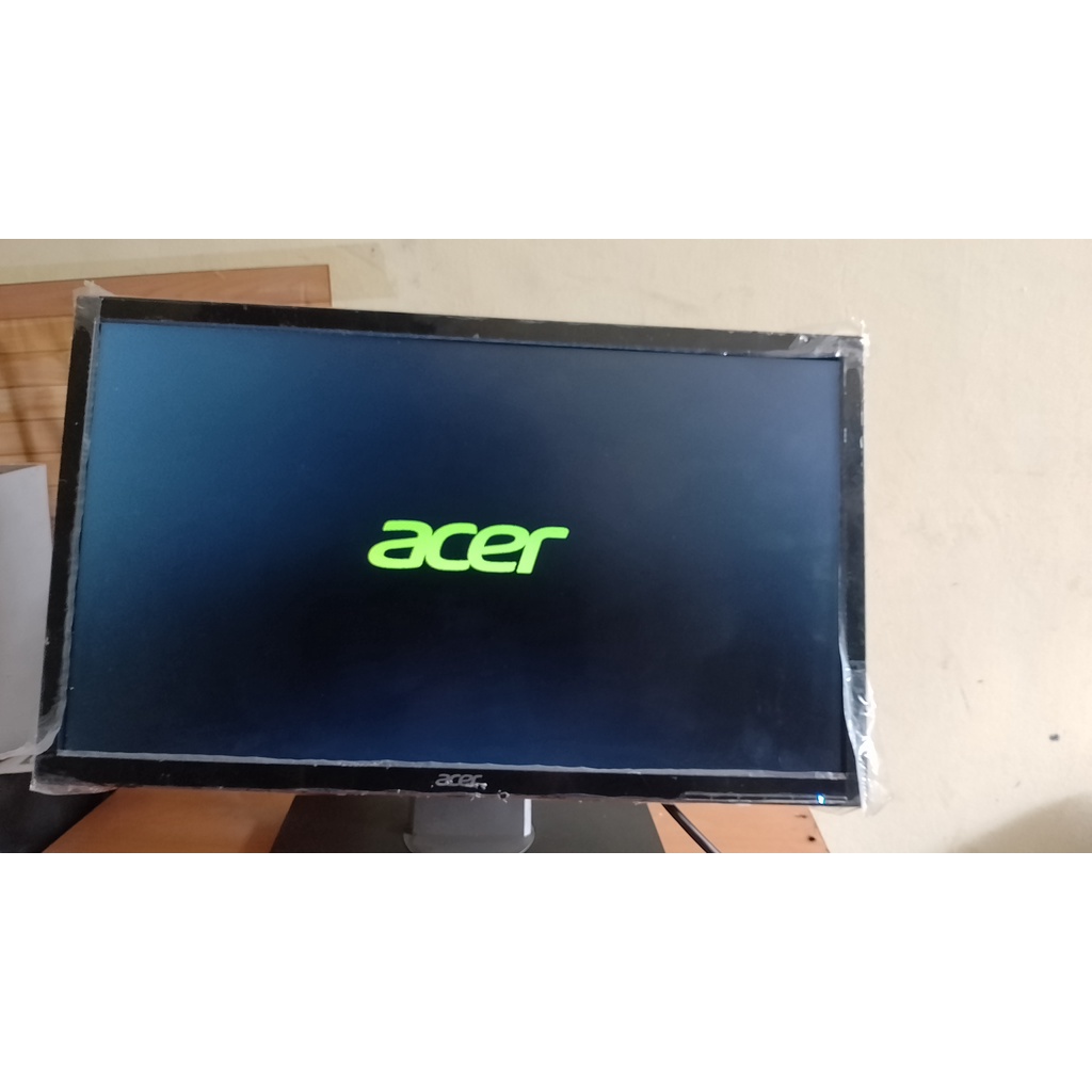 Led Monitor 22 Inci wide Sceen