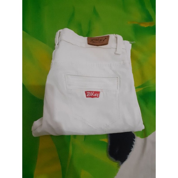 celana zikey