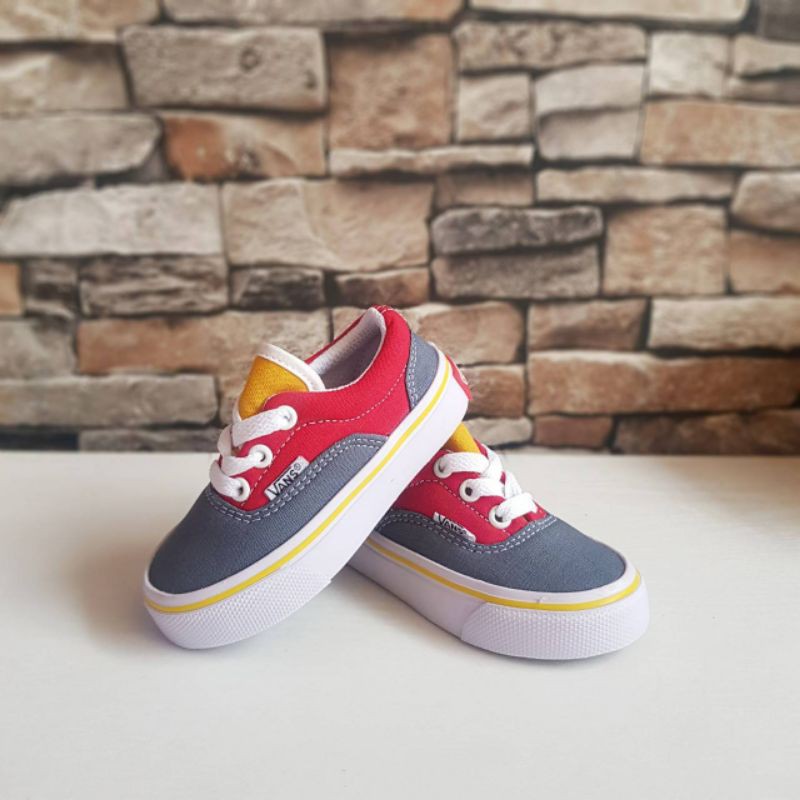 sepatu anak laki dan perempuan Vans Era Casual sepatu anak laki laki 1 tahun