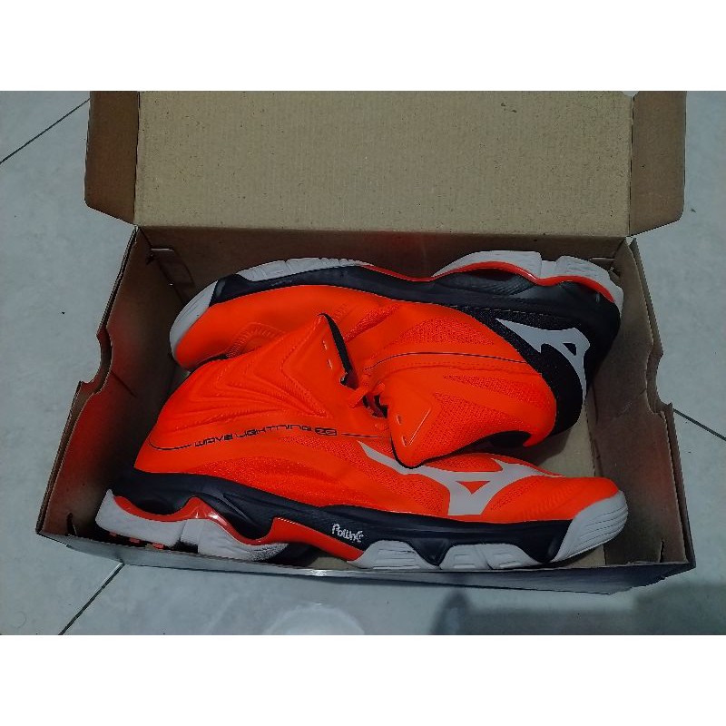 Sepatu Voli Sepatu Mizuno WLZ 6 MID Premium Import warna Orange