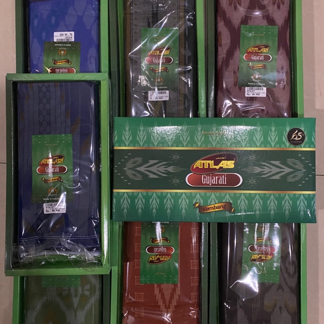 Sarung Atlas Gujarati Kembang