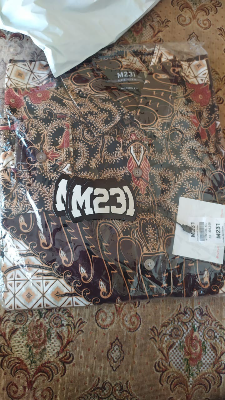 M231 Kemeja Pria Batik Panjang Coklat 1430