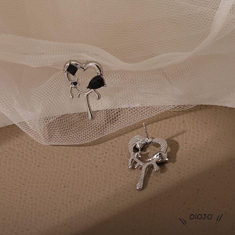 【COD】Anting Stud Bentuk Hati Gelap Untuk Wanita