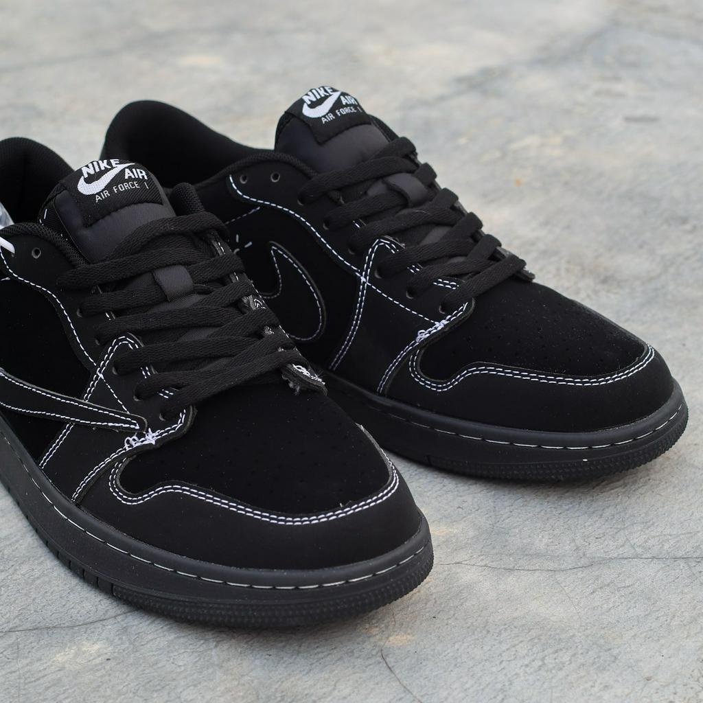 NEW SERIES AIR JR 1 LOW X CACTUS JACK BLACK PHANTOM