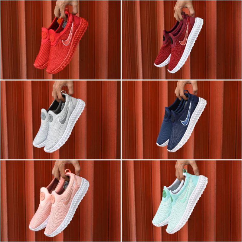 Nike Slip On Wanita / Sepatu Wanita