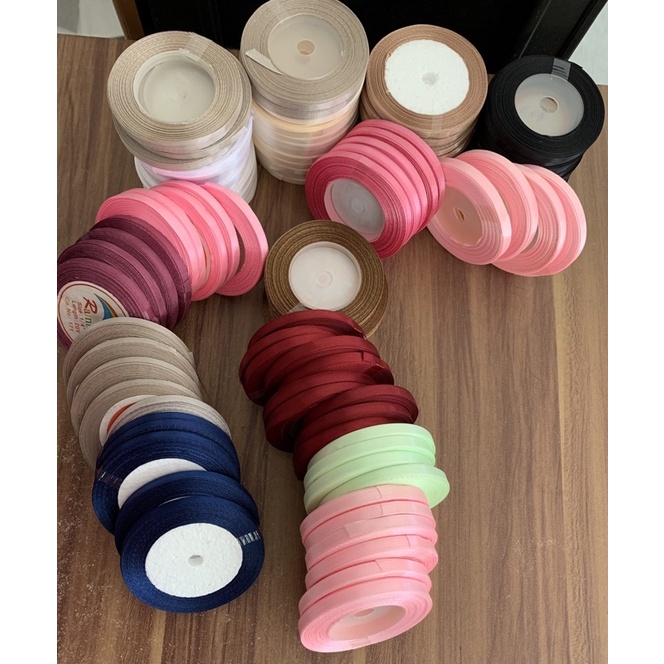 

Pita Satin 0.5 cm Per Roll