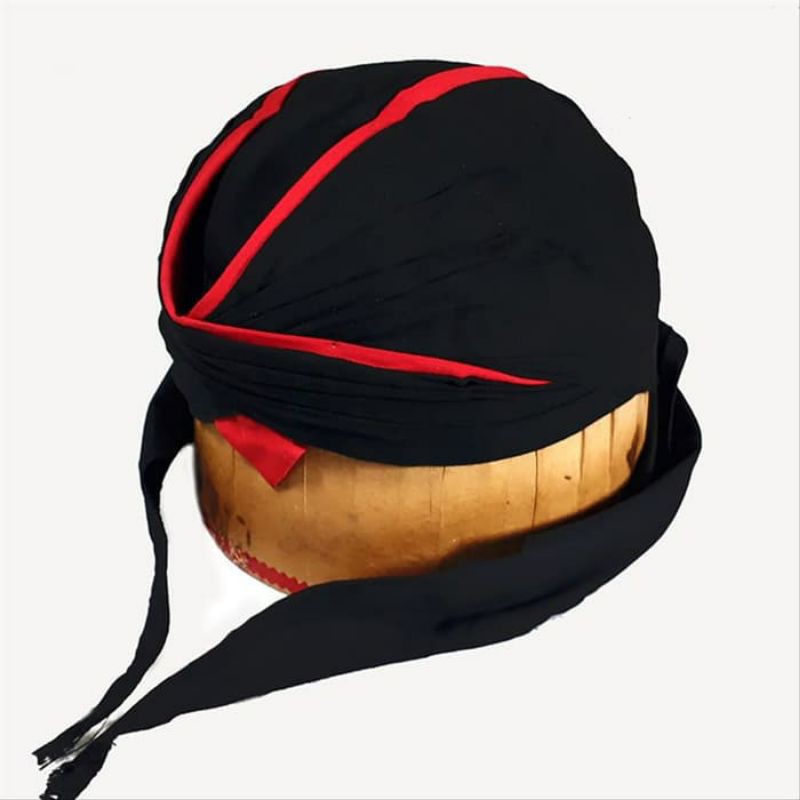 Blangkon Jogja Sliwir Hitam List Merah