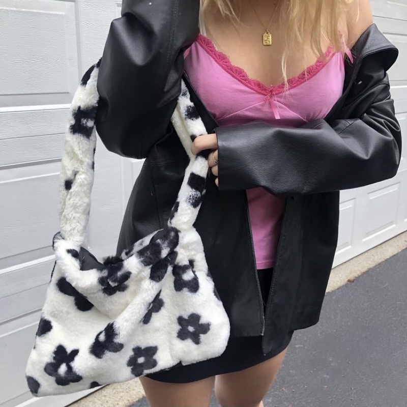 fluffy daisy shoulder bag (baca deskripsi)