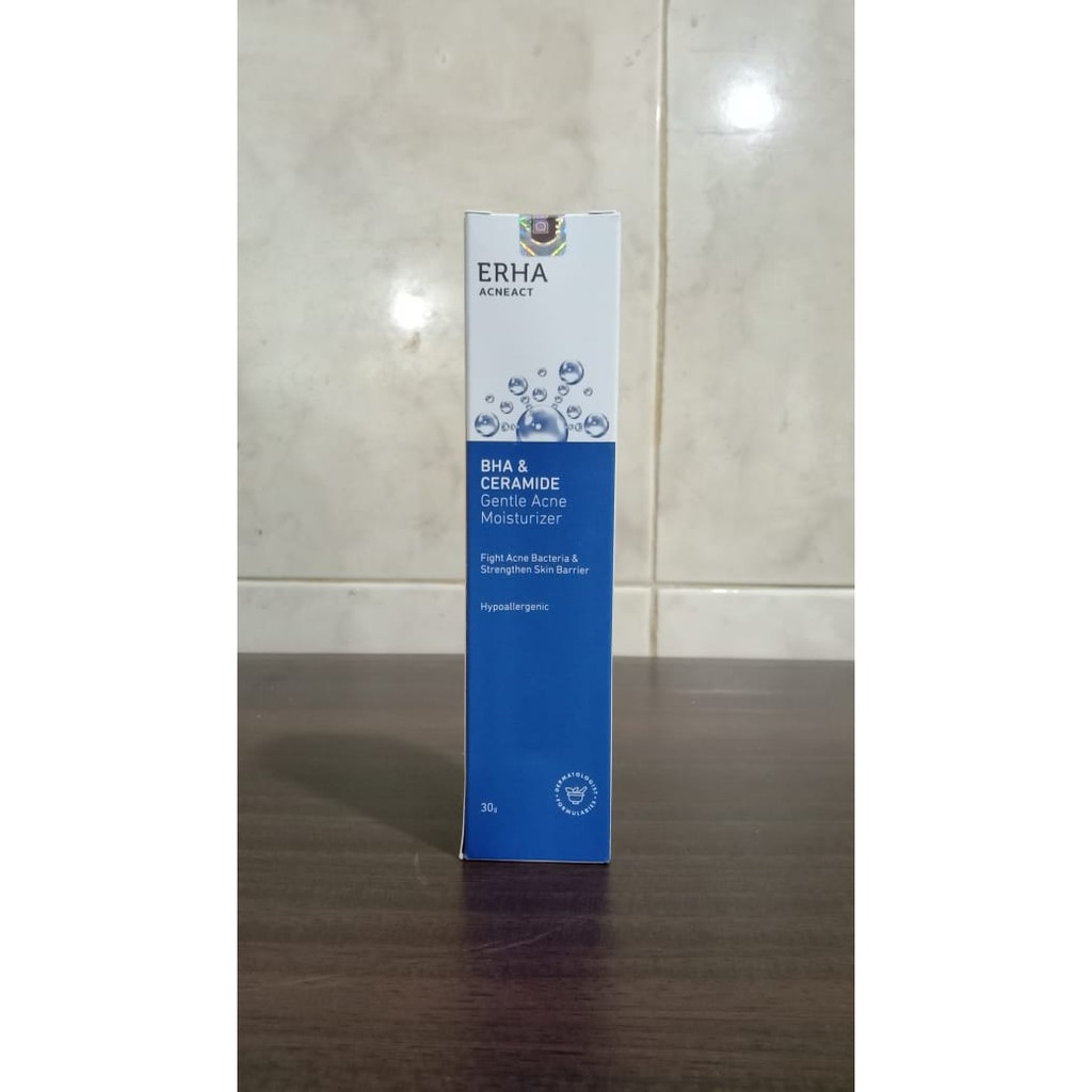 ERHA ACNEACT GENTLE ACNE MOISTURIZER 30G