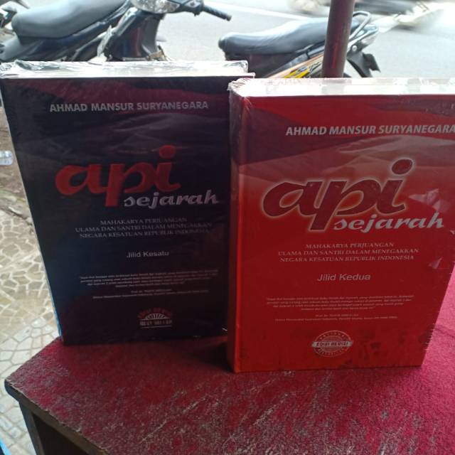 Api Sejarah jilid 1.2 ori