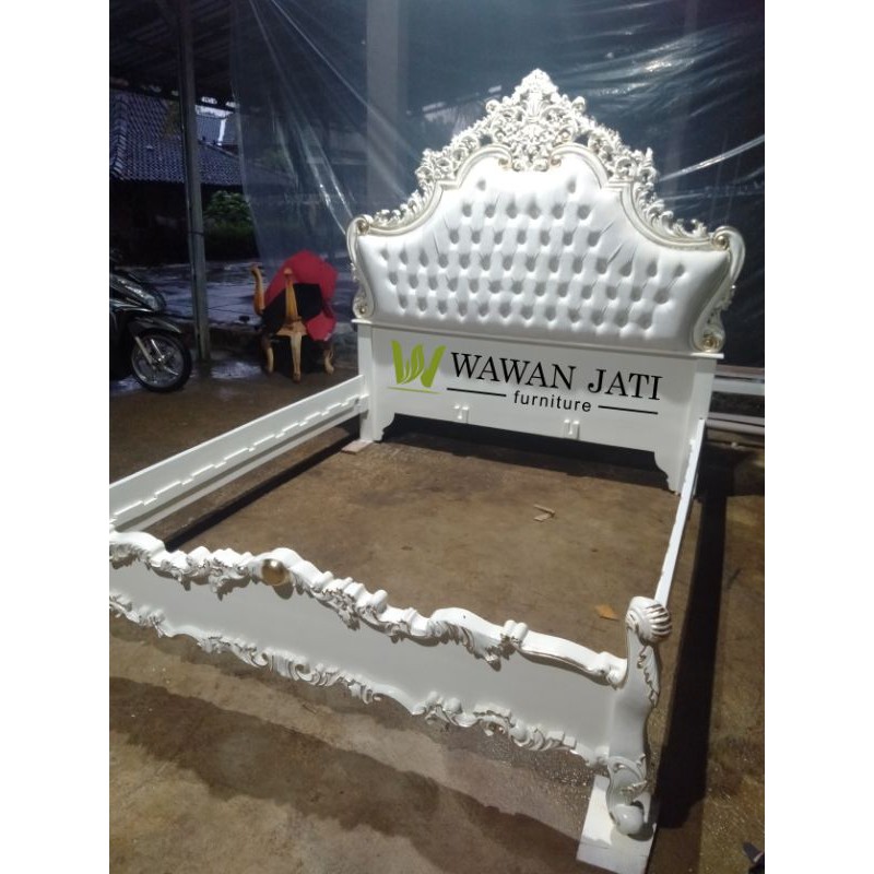 TEMPAT TIDUR UKIR JEPARA