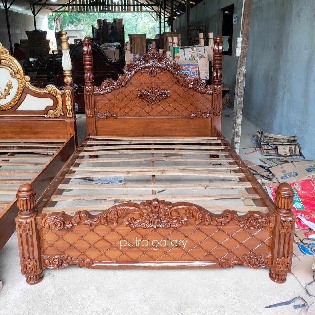 Tempat Tidur Jati / Dipan Jati / Dipan Ukiran Jati / Furniture Jepara