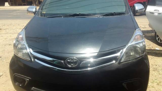 hoodmoulding list gril atas all new avanza