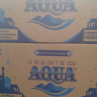 1 dus Aqua gelas 220 ml isi 48 pcs / air mine   ral gelas