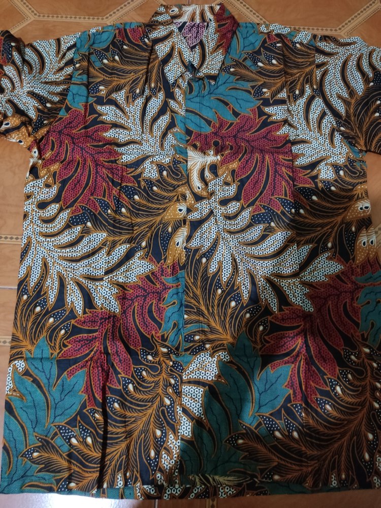 Hem Batik Pria Lengan Pendek Motif Sulur Coklat Abu Batik Pekalongan Jawa Pria Murah Laris