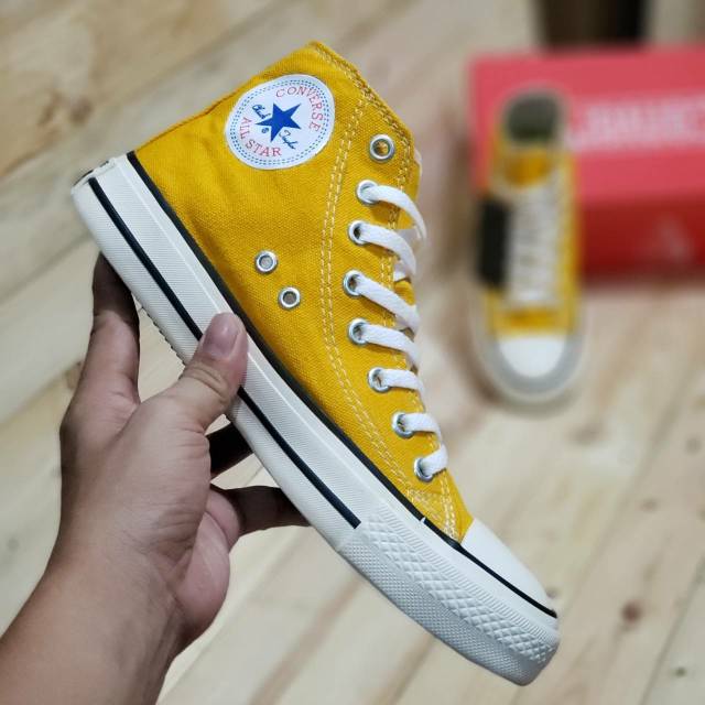 Converse Klasik High Yellow, Size 36-40. Free Kaos Kaki