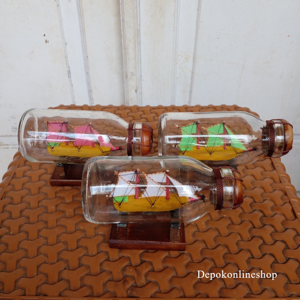 Botol Pajangan Ruangan Rumah Hiasan Meja Kerja Kantor Miniatur Perahu Layar Hiasan Lemari Pajangan Rak Dinding Unik Dekorasi Kamar Tidur Anak Laki Perempuan Kapal Laut Pinisi Dalam Botol Murah-3